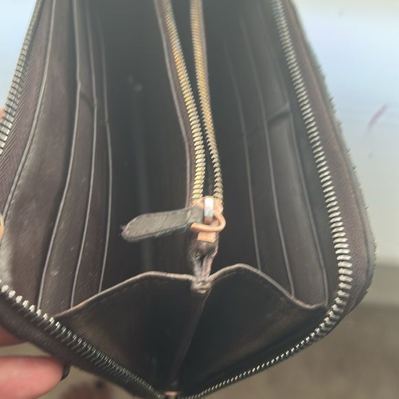 Bottega Veneta Woven Leather Wallet - Picture 13 of 16